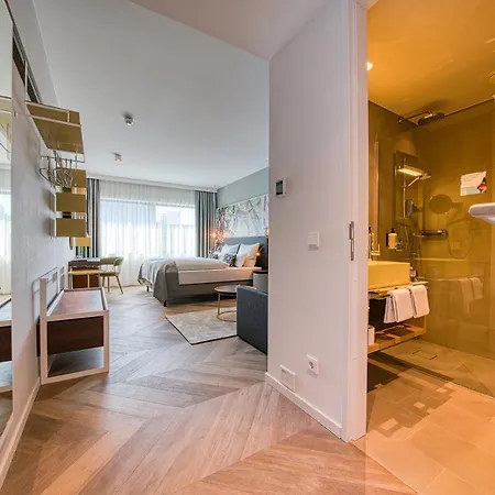 Vienna House Easy By Wyndham Amsterdam Airport Schiphol Отель Хоофддорп