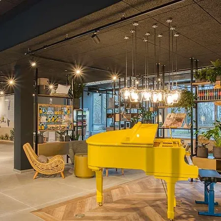 Vienna House Easy By Wyndham Amsterdam Airport Schiphol Отель Хоофддорп