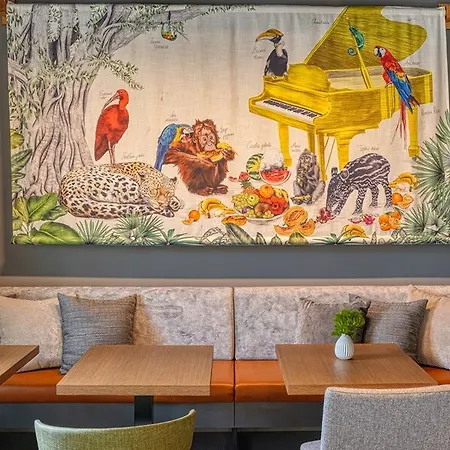 Vienna House Easy By Wyndham Amsterdam Airport Schiphol 4* Хоофддорп