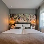 Vienna House Easy By Wyndham Amsterdam Airport Schiphol Hotel 4*
